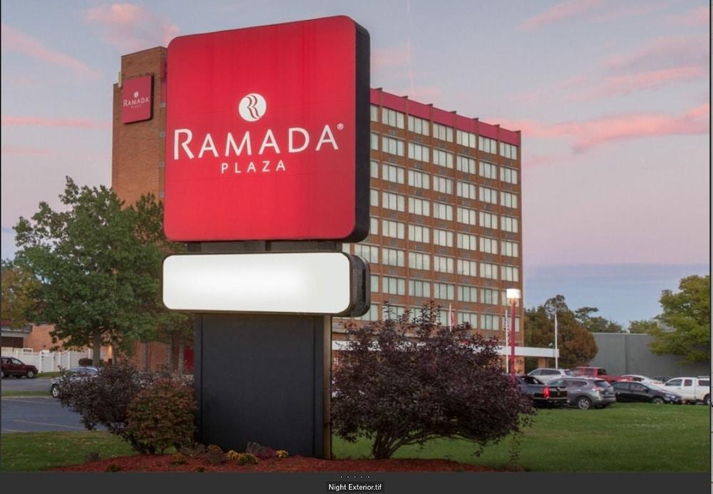 Ramada Plaza By Wyndham Albany Hotel Exterior photo